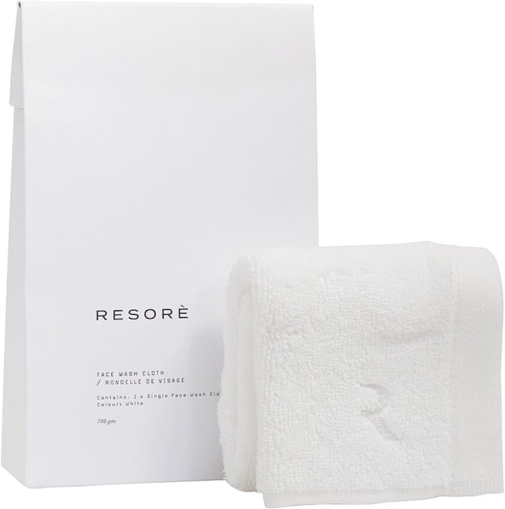 Review of the 12” x 12” 700GSM Luxury Skincare Face Towel: A Soft and Absorbent Essential for Daily Cleansing