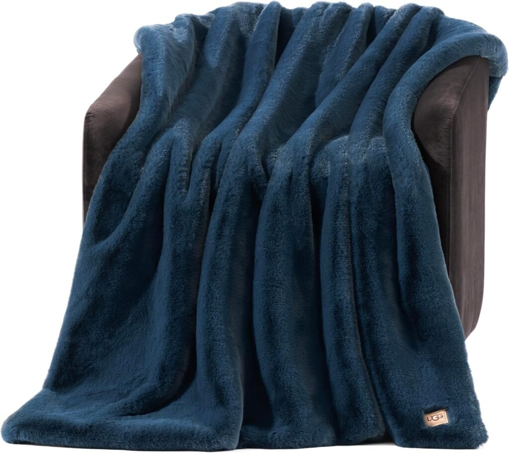 UGG Euphoria Faux Fur Throw Blanket Review: A Luxuriously Soft Addition for Cozy Spaces